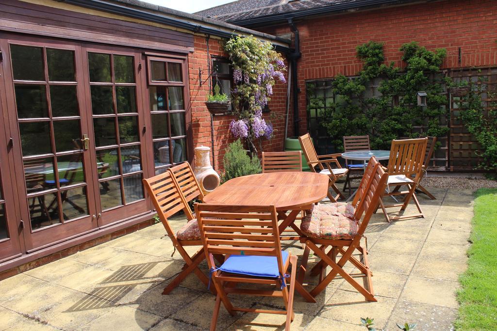 B&B The Pippins Sandy Exterior foto